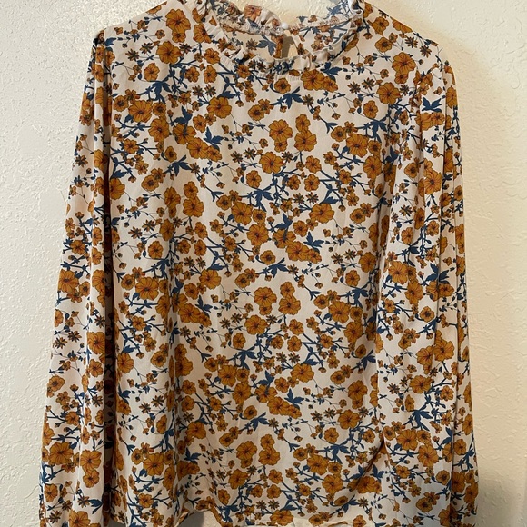 15.00 just too small for me love it . - Picture 2 of 6